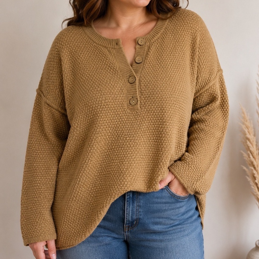 Women's Large Tan Textured Knit Henley Sweater Cotton Blend Oversized Coastal